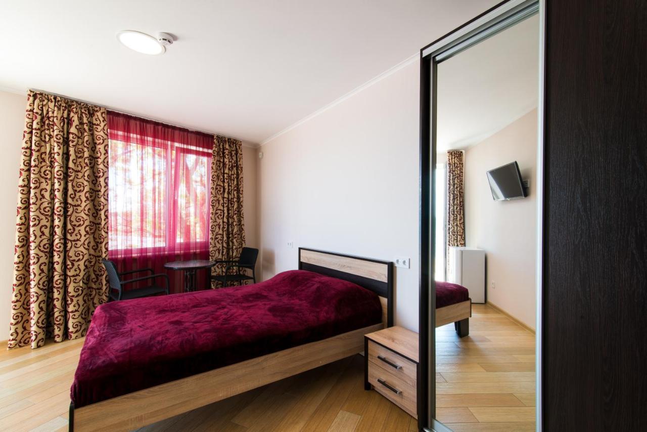 Hotel Tsvetok Odessa Luaran gambar