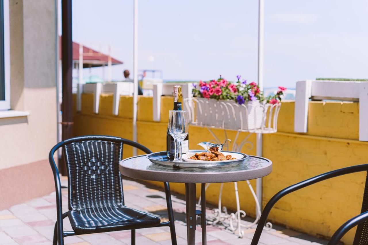 Hotel Tsvetok Odessa Luaran gambar