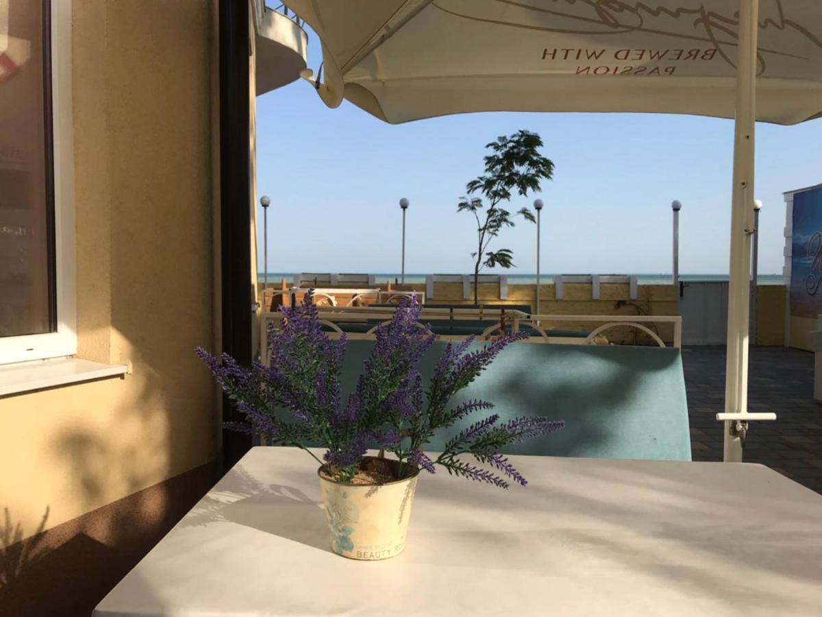 Hotel Tsvetok Odessa Luaran gambar